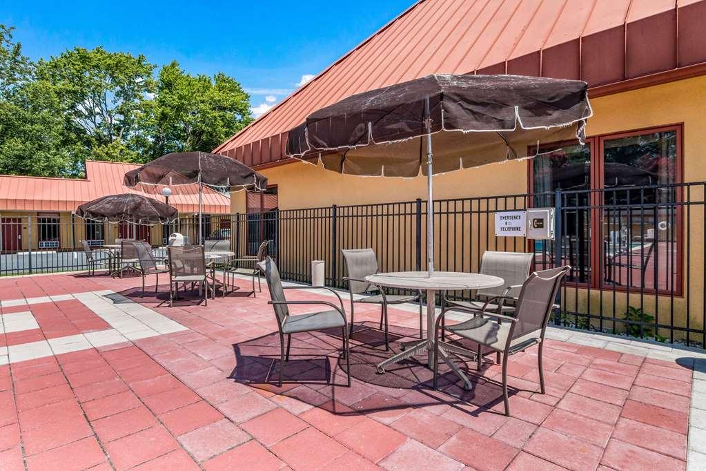 Econo Pocomoke Hwy 13 Lodge *