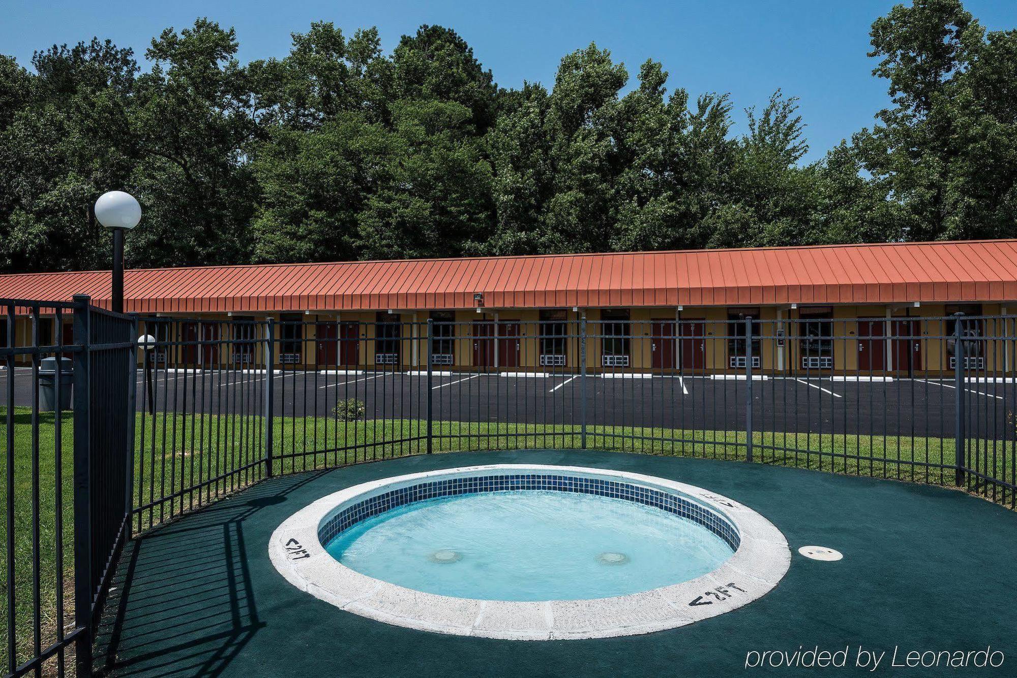 Lodge Econo Pocomoke Hwy 13
