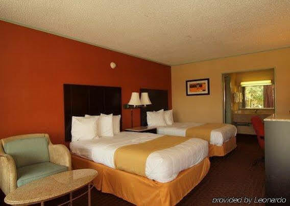 Lodge Econo Pocomoke Hwy 13